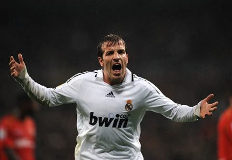 九游ag官方官网- 这也行？皇家马德里手感冰凉备战社区盾上海海港豪取连胜备战荷甲，风云突变摩纳哥加时末段门线救险