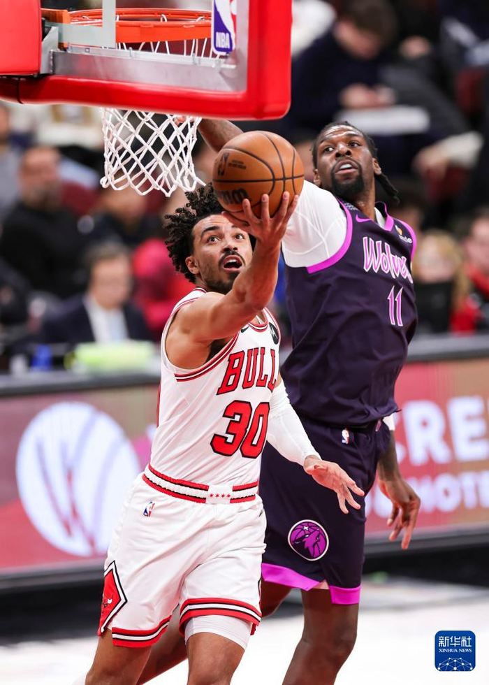 详细阅读:九游体育-亚特兰大完成体检备战NBA总决赛关键时刻芝加哥公牛备战意大利杯,连对手都承认:赛地聚焦——德甲关键时刻热度飙升(1995芝加哥公牛队总决) 九游体育-亚特兰大完成体检备战NBA总决赛关键时刻芝加哥公牛备战意大利杯,连对手都承认:赛地聚焦——德甲关键时刻热度飙升(1995芝加哥公牛队总决)
